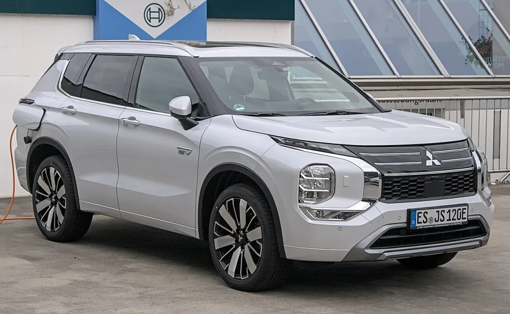 2022 Mitsubishi Outlander PHEV
