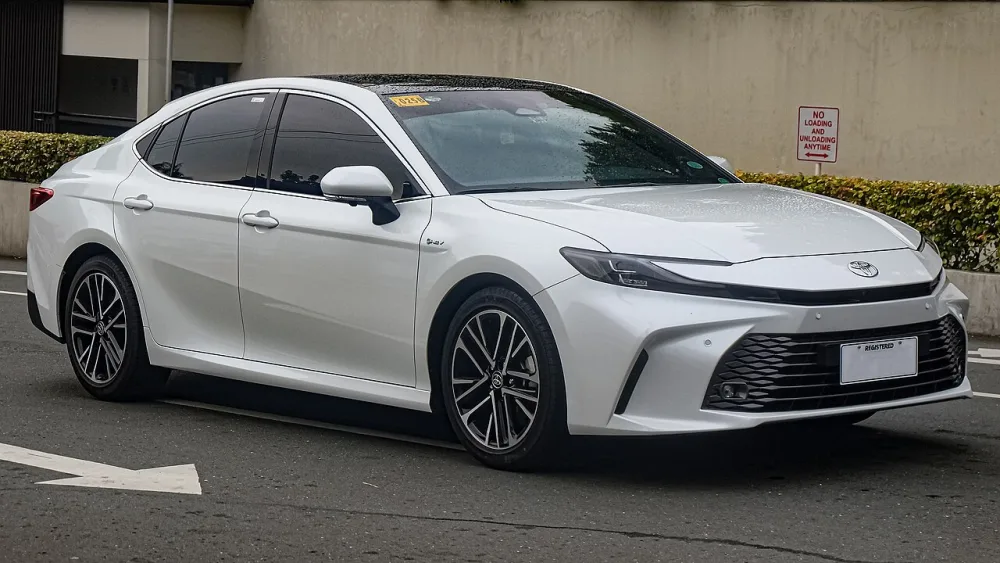 2022 Toyota Camry LE/SE