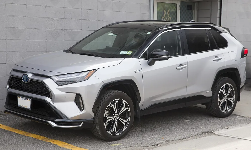2022 Toyota RAV4 AWD LE