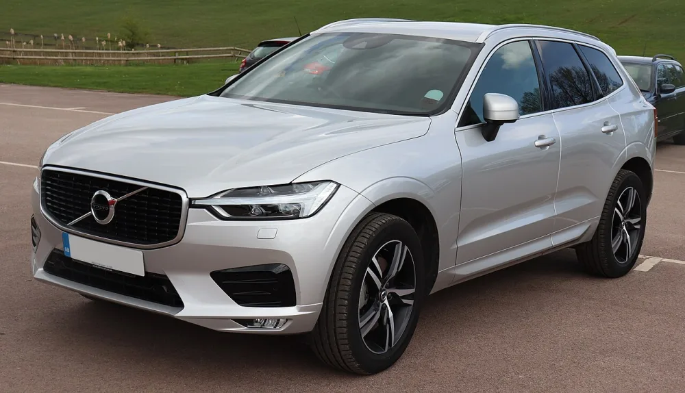 2022 Volvo XC60 B5