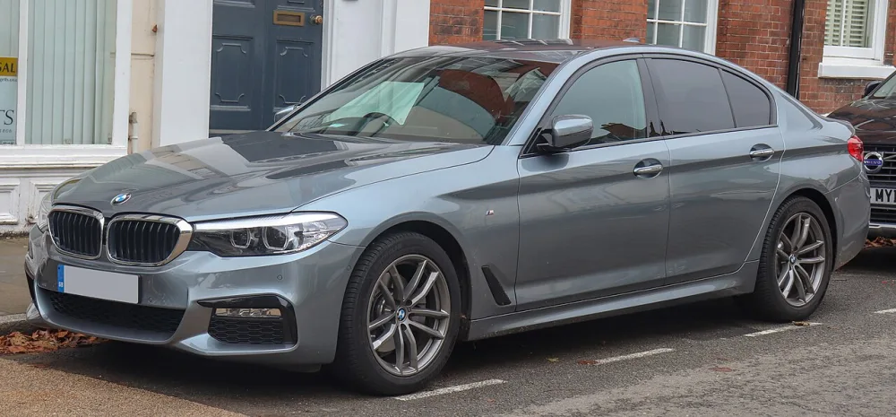 2023 BMW 530e xDrive Sedan