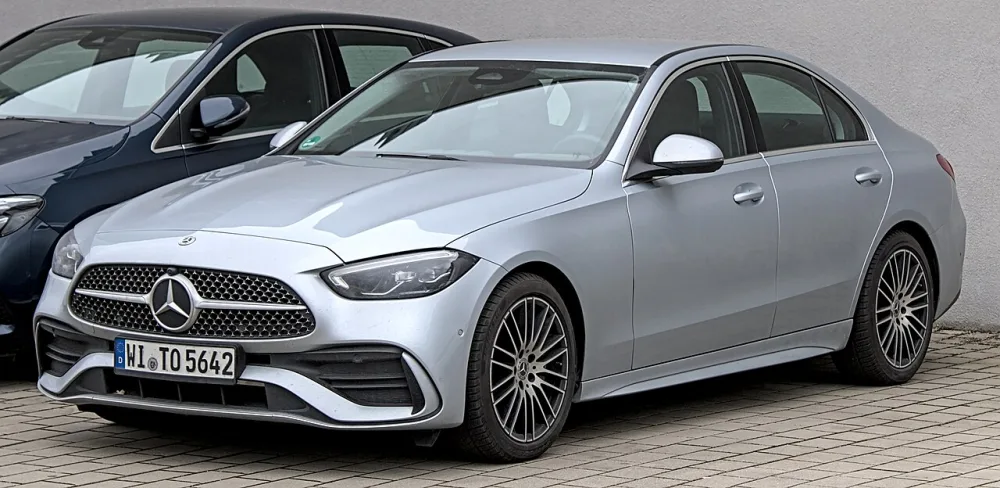 2023 Mercedes-Benz C300