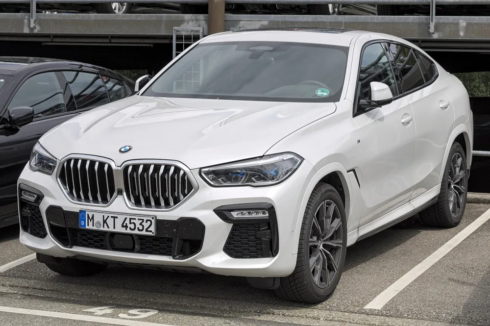 2024 BMW X6 M60i xDrive