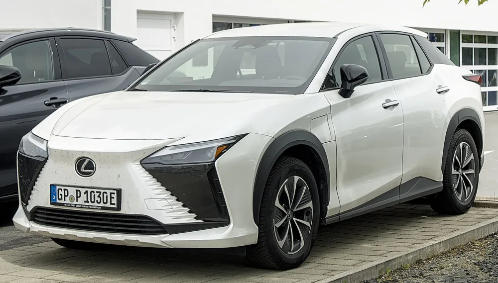 2024 Lexus RZ 450e AWD (18 inch wheels)