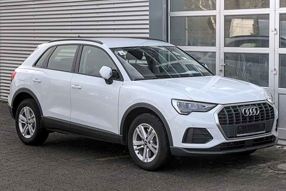 2025 Audi Q3 S-Line quattro