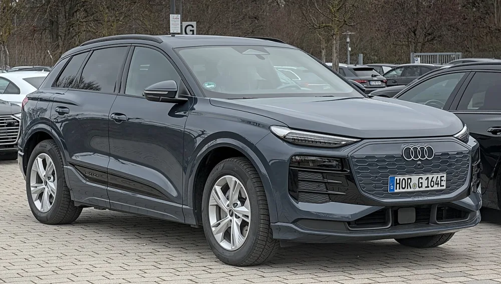 2025 Audi SQ6 e-tron