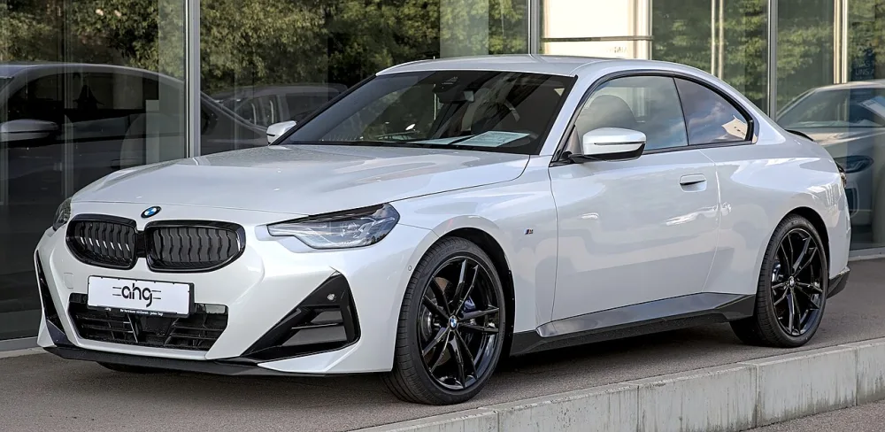 2025 BMW M240i Coupe