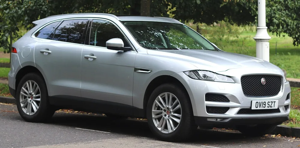 2025 Jaguar F-Pace SVR