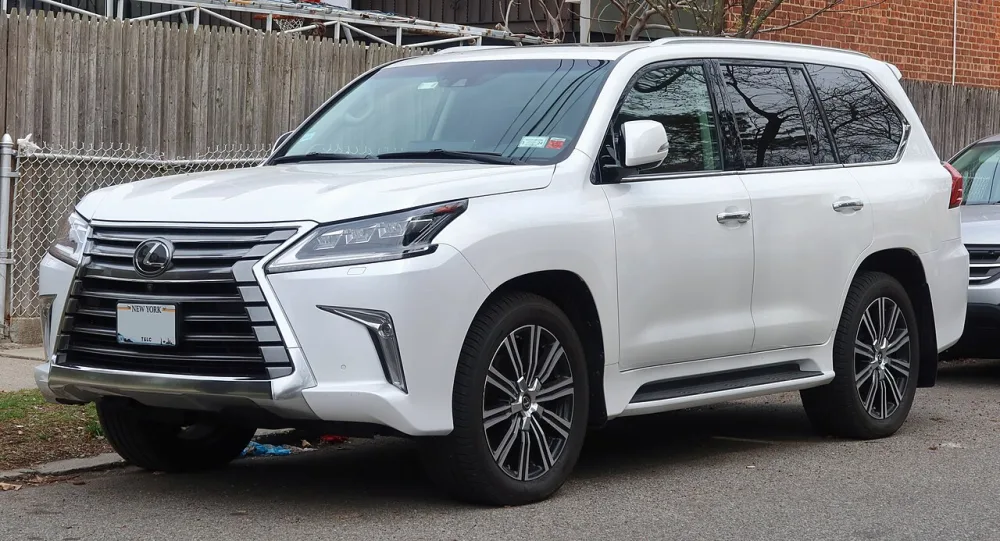 2025 Lexus LX 700h