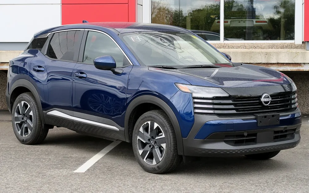 2025 Nissan Kicks Play