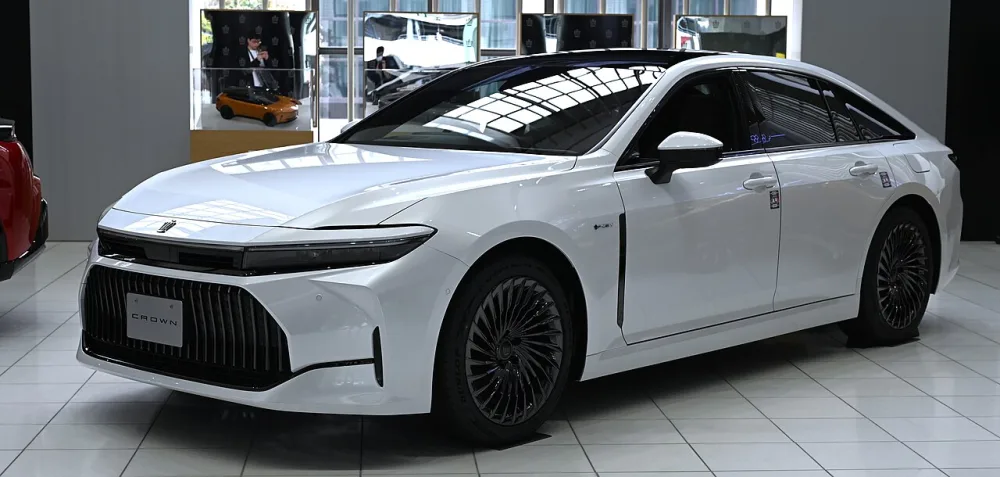 2025 Toyota Crown Signia AWD