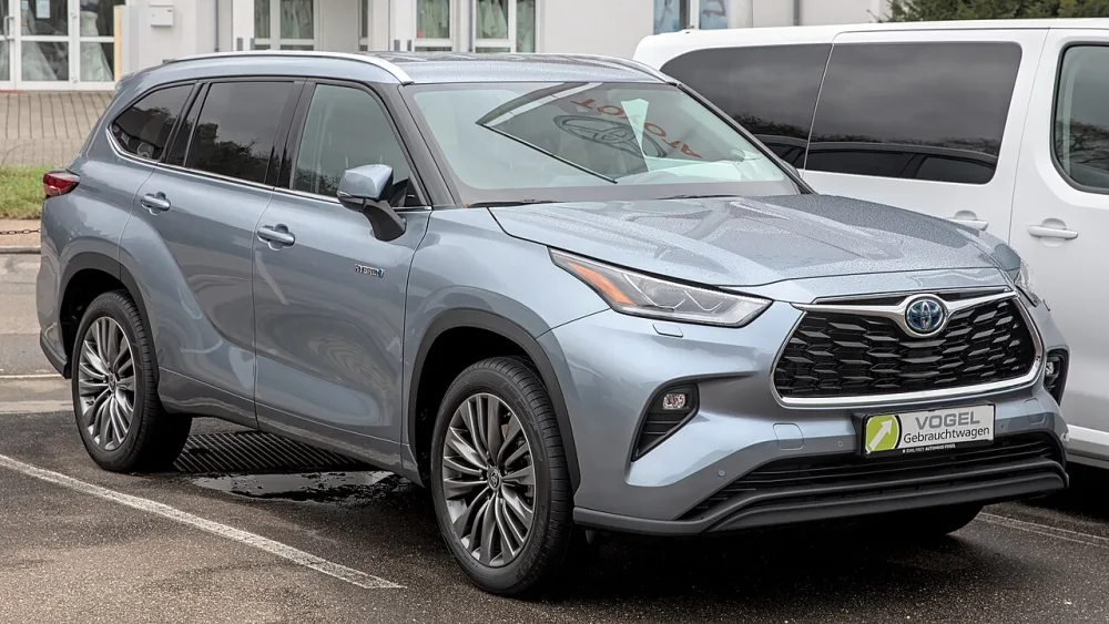 2025 Toyota Highlander AWD