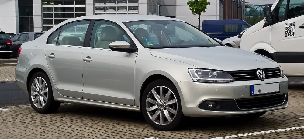 2025 Volkswagen Jetta Sport/SE/SEL